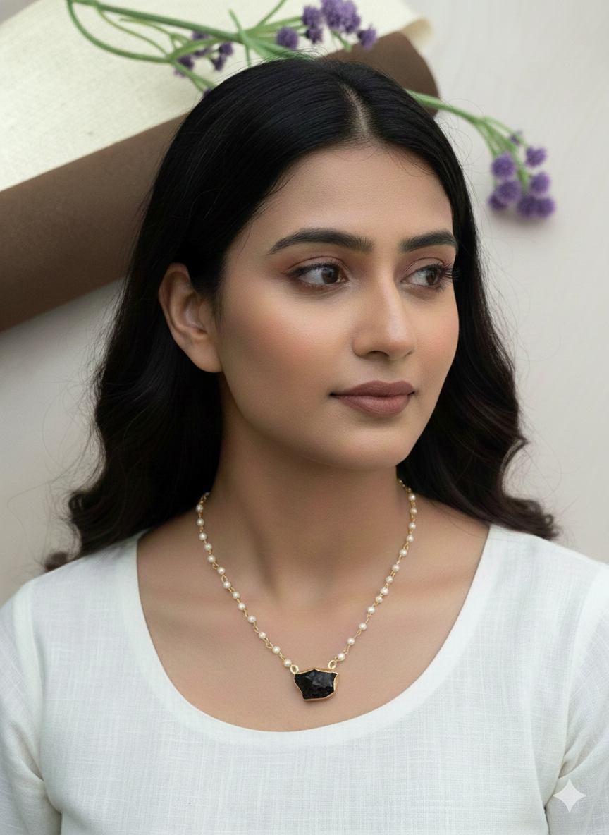 Black Raw Stone Chain Necklace