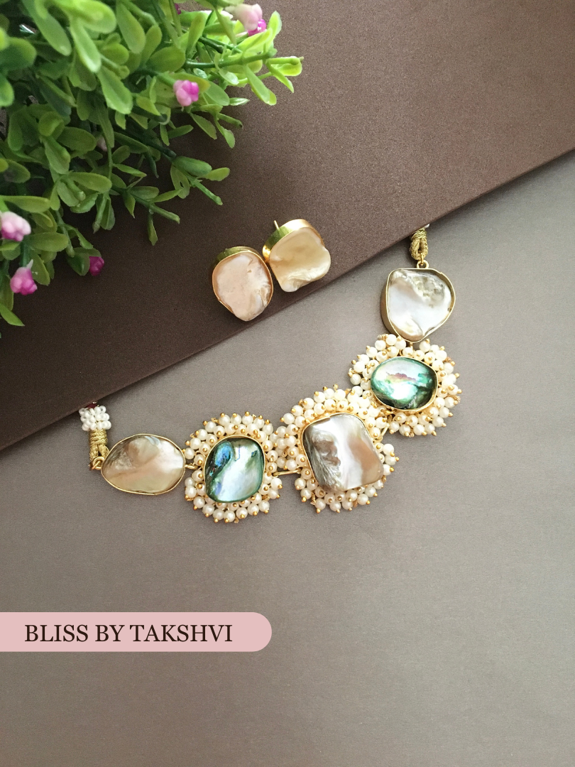 Gurveen MOP Choker Necklace