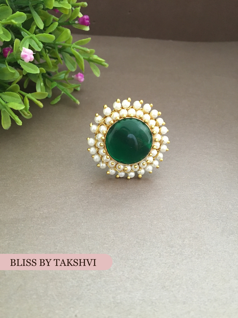 Jivika Cluster Pearl Adjustable Ring