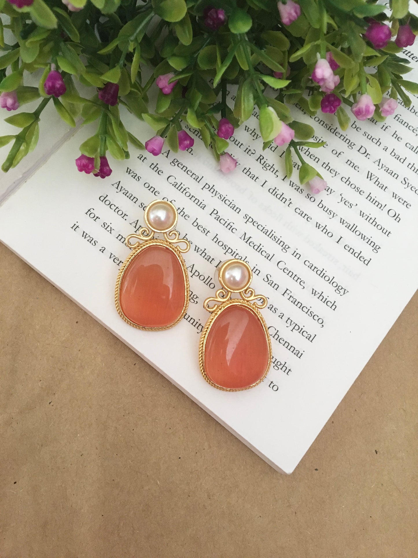 Amalika Glossy Stud Earrings