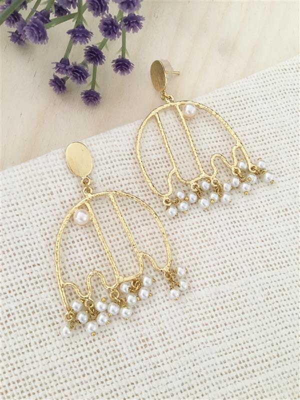 Cascading Pearl Drop Earrings