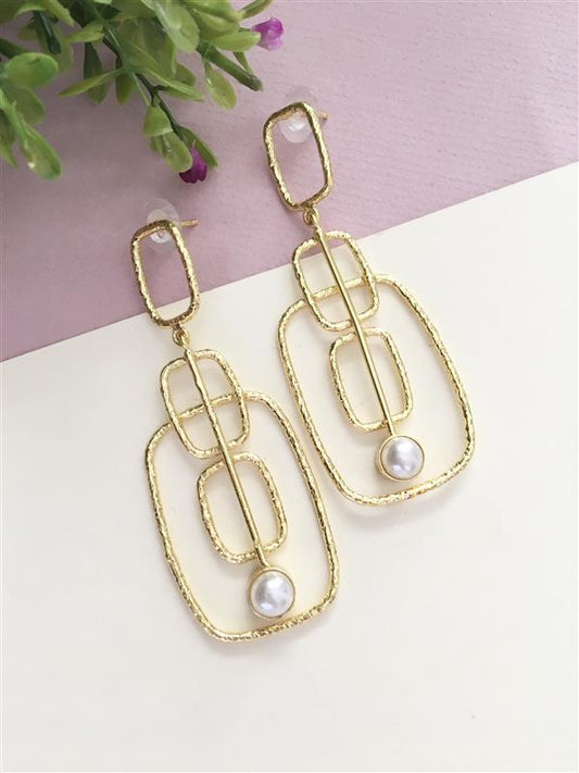 Golden Raazi Drop Earring