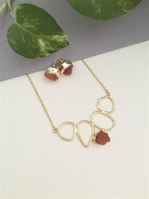 Rough Stone Western Chain Pendant