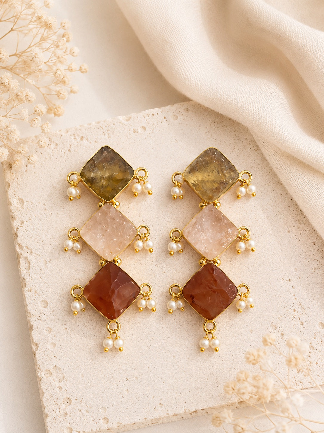Kasni Dangle Earrings