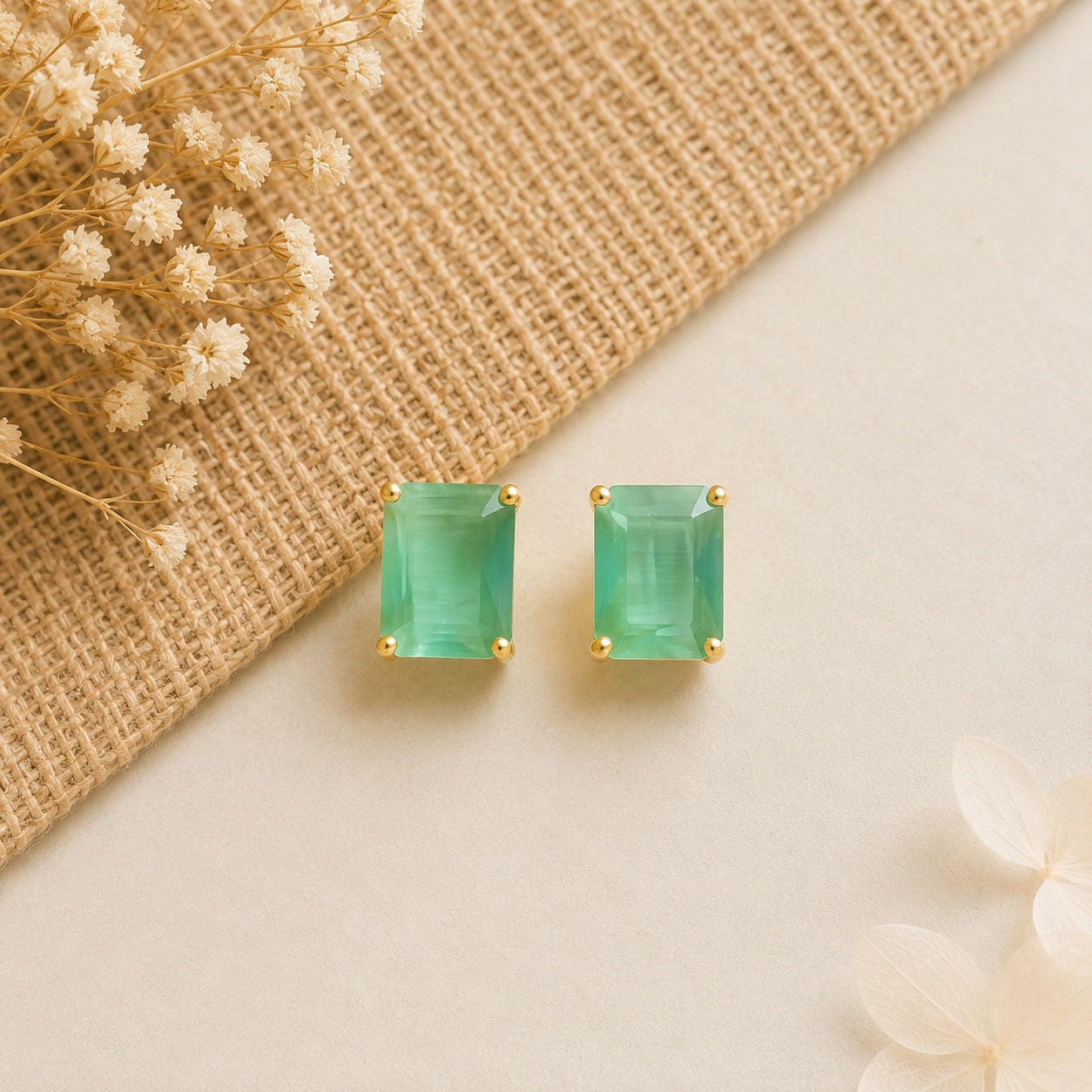 Pihu Stud Earrings