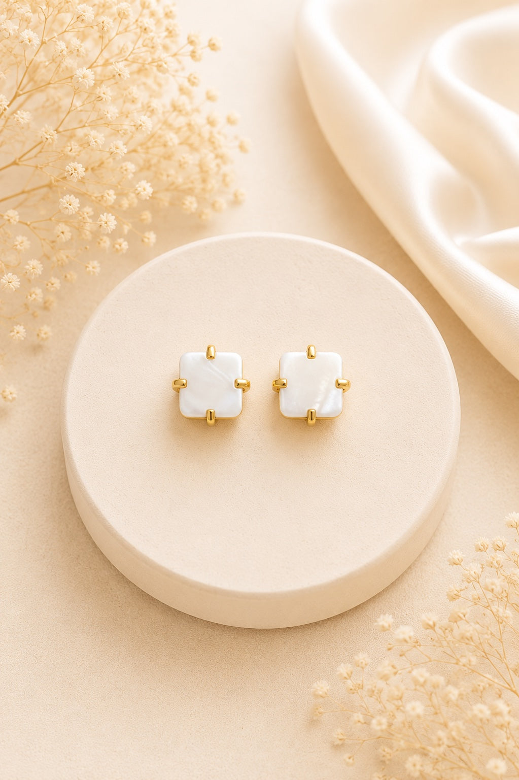 Veda MOP Stud Earrings