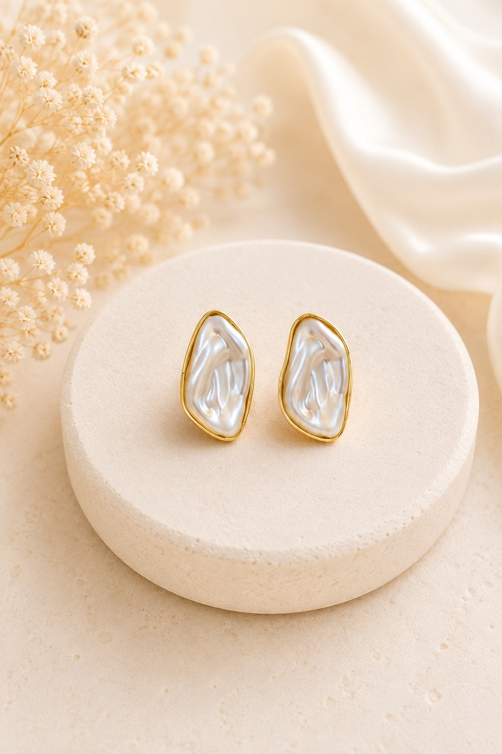 Seren Stud Earrings