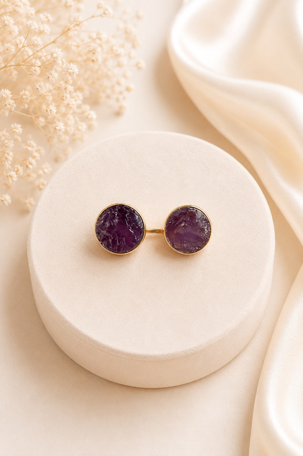 Ahana Stud Earrings