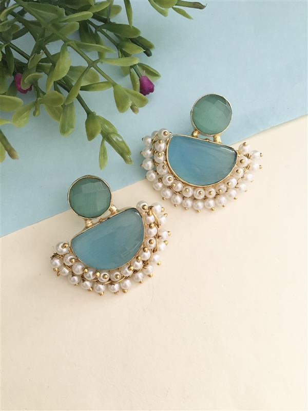 Kaamna Cluster Pearl Traditional Stud Earrings