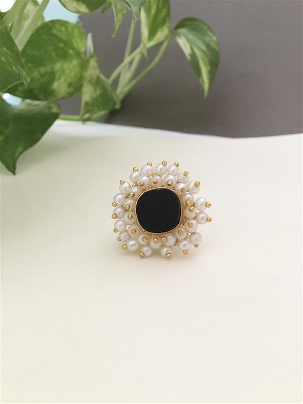 Cluster Pearl Rough Stone Ring