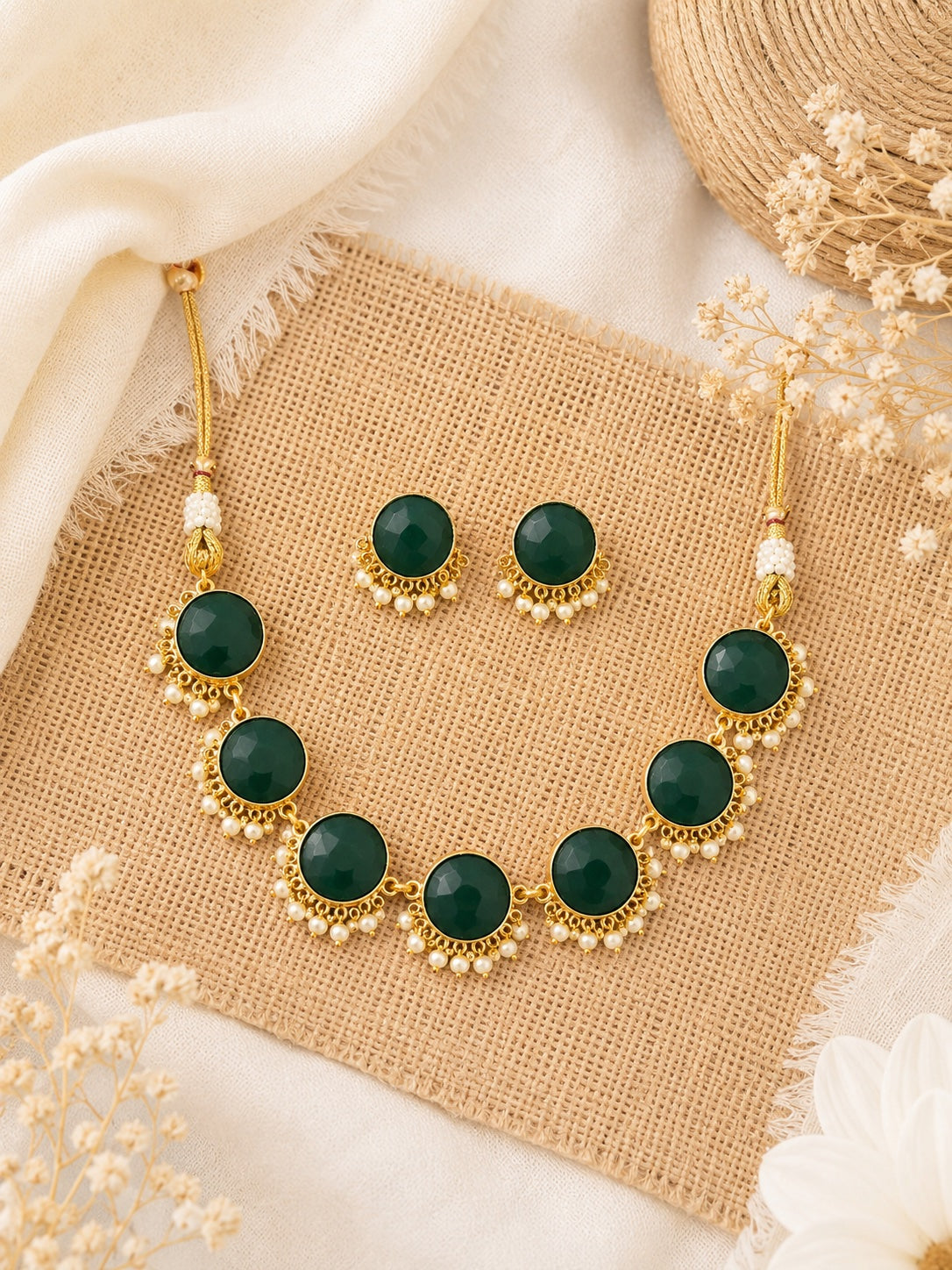 Shyamali Necklace Set