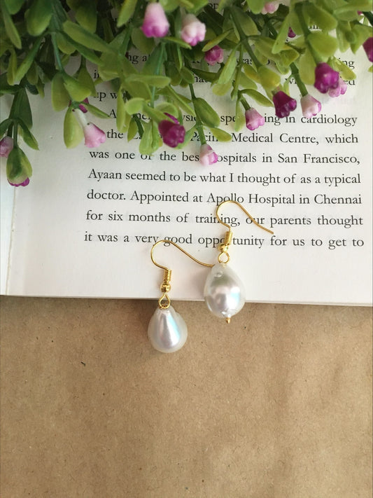 Estele Pearl Drop Earrings