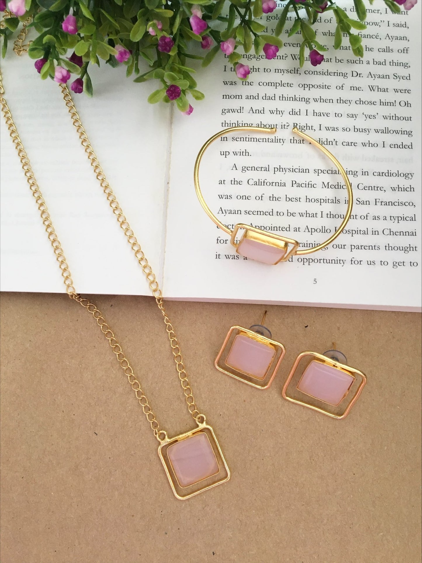 Skylar Raw Stone Square Ring  pendant set