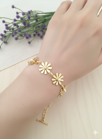 Daisy Pearl Bracelet
