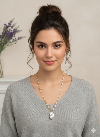 Pearl & Gold Asymmetric  Necklace