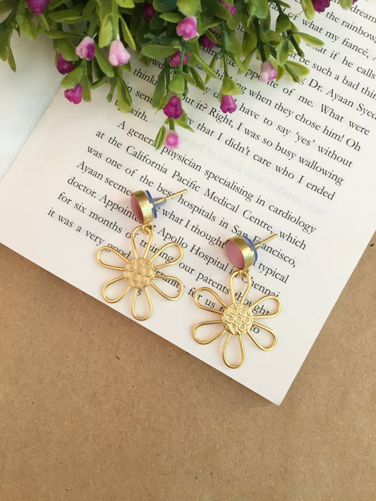 Zila Golden Flower Stud Earring