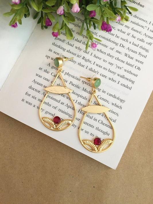 Gazala Golden Teardrop Earring