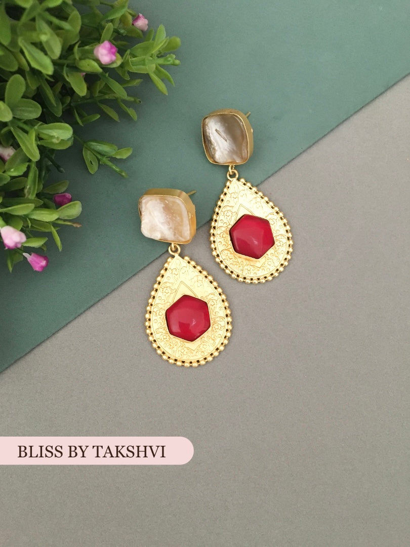 Harleen MOP Drop Earring