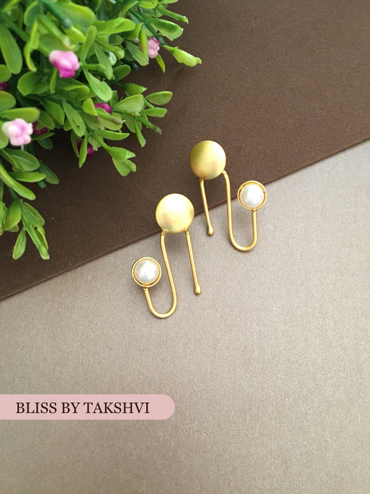 Golden Textured Stud Earring