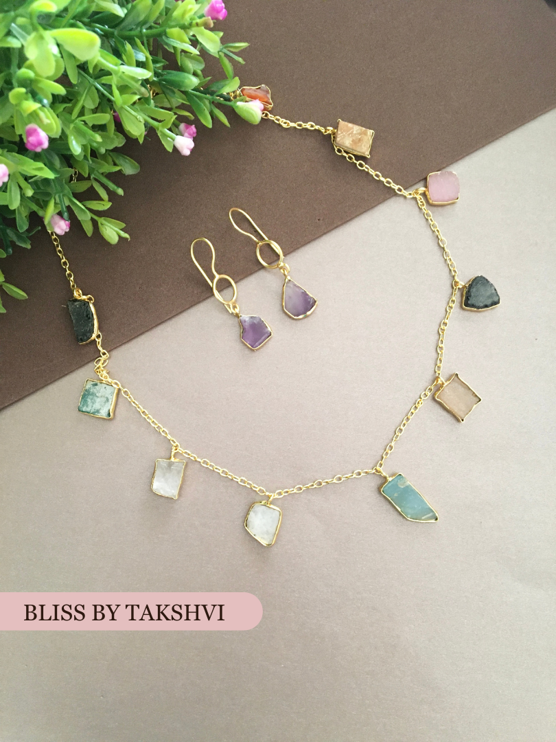 Golden Chain Raw Stone Chimes Necklace Set