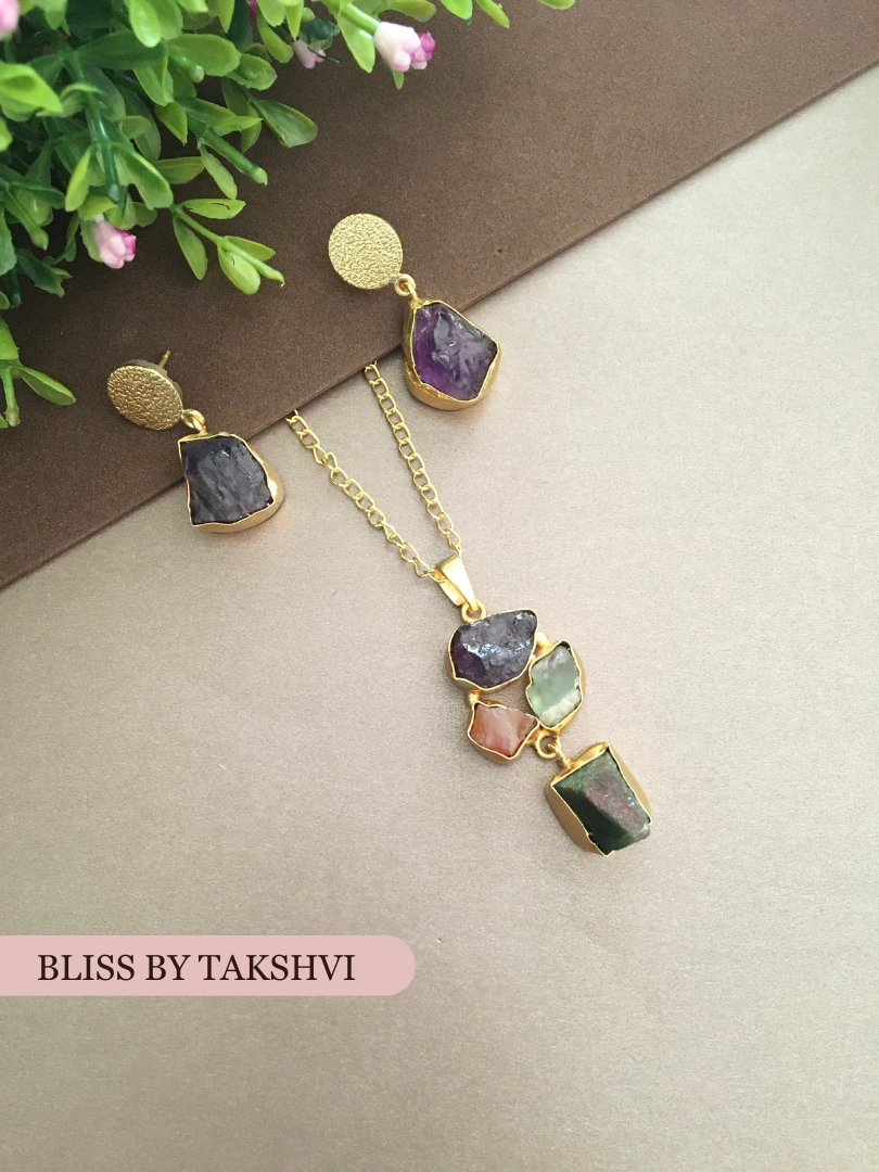 Golden Raw Stone Chain Pendant