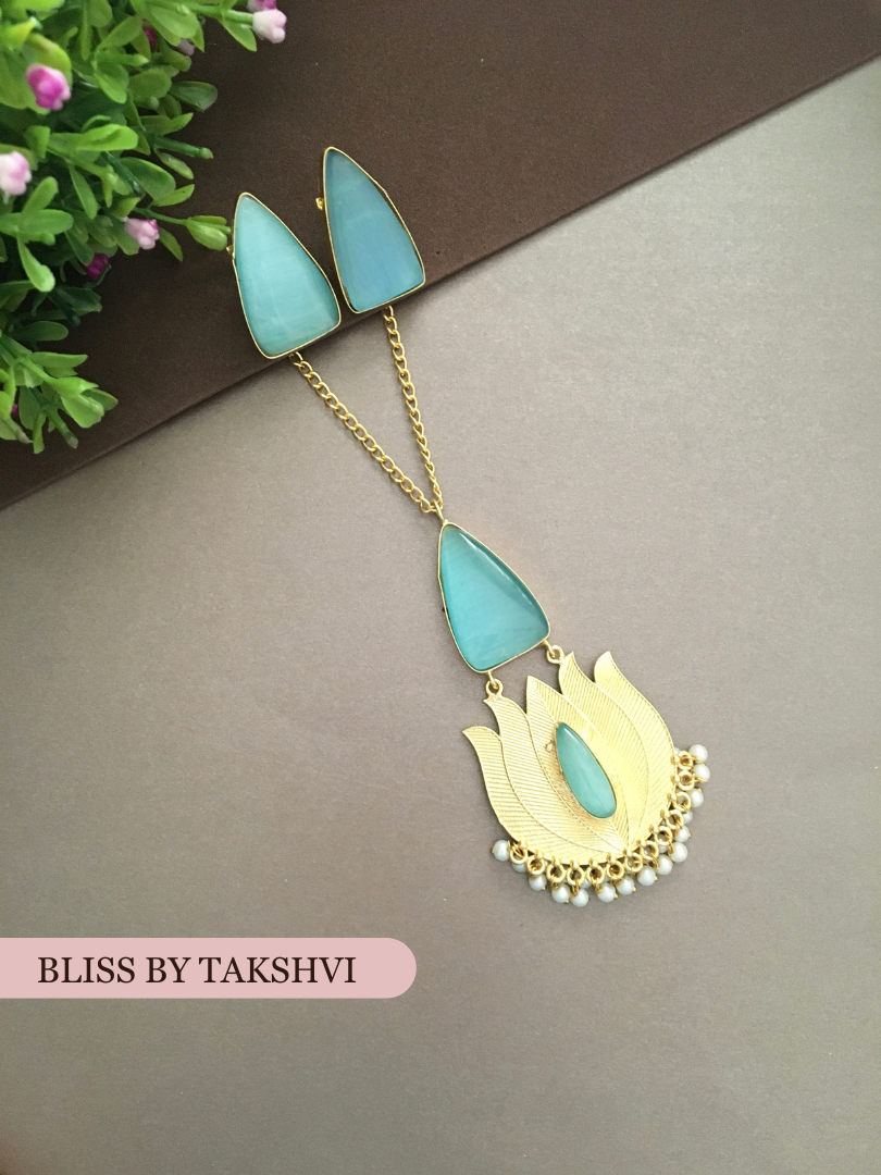 Golden Lotus Chain Pendant Set