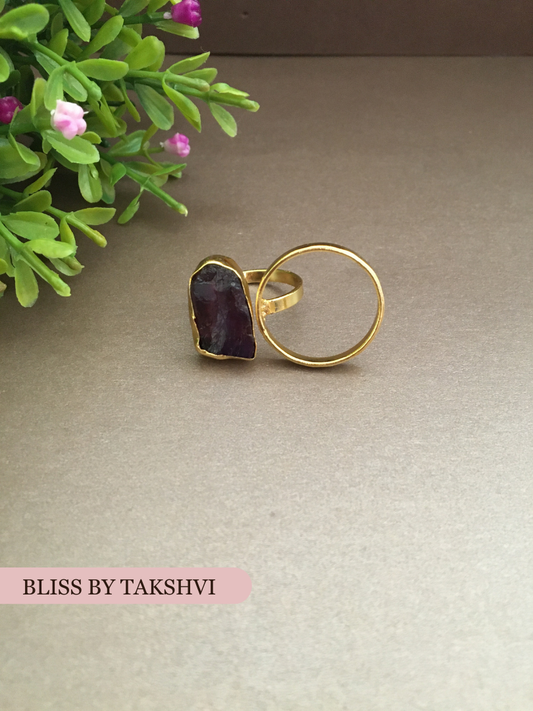 Golden Raw Stone Contemporary Finer Ring