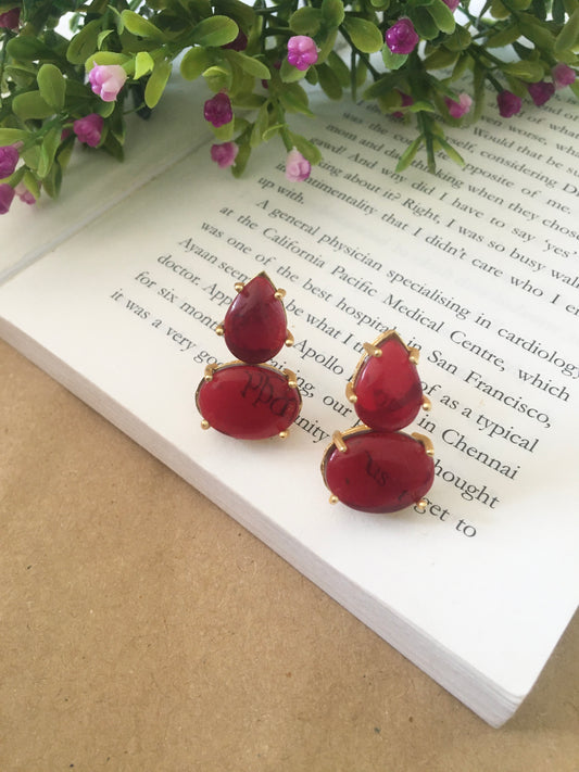 Triveni Glossy Stone Stud Earrings