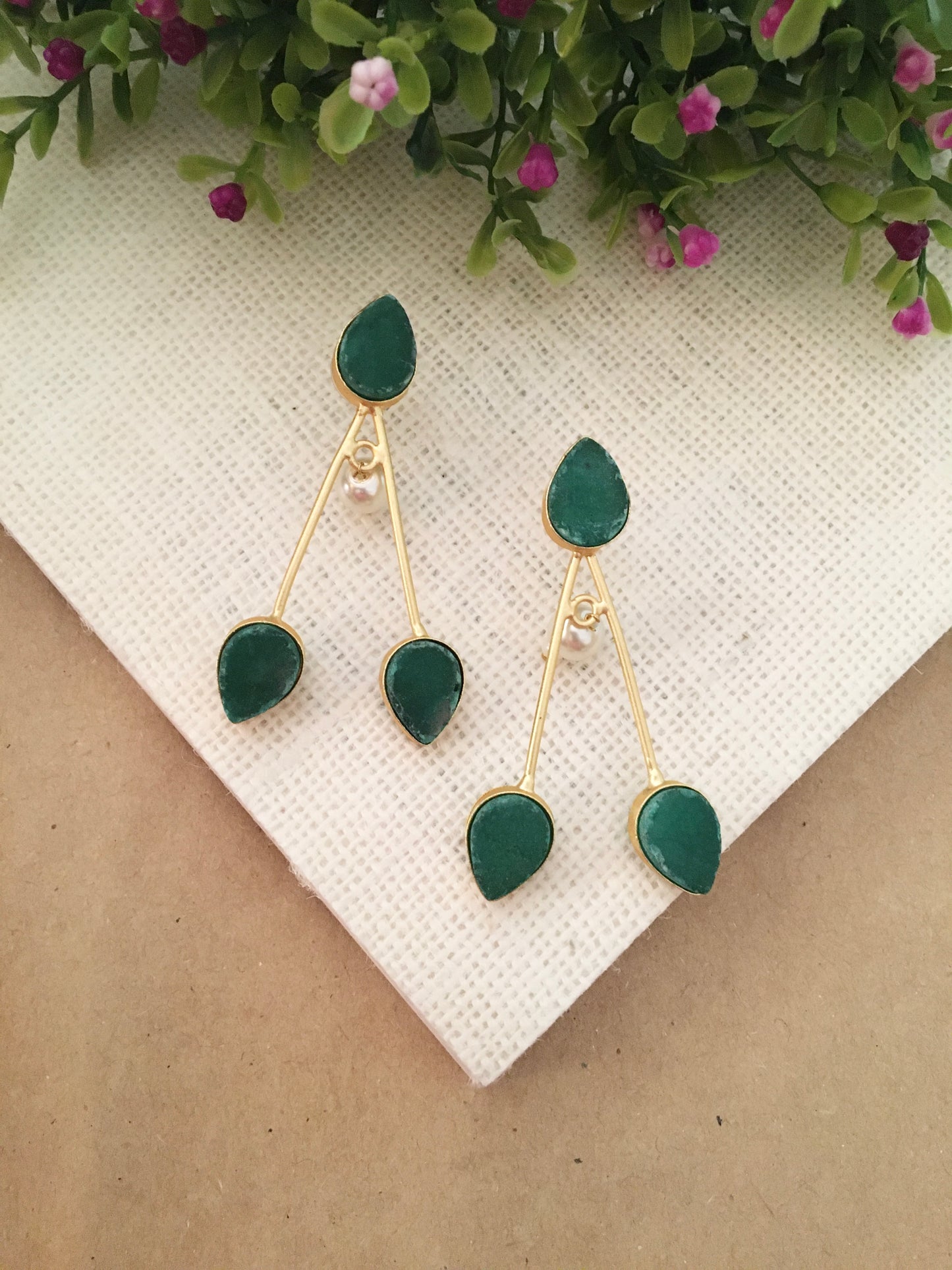 Tripti Aw Stone Earrings