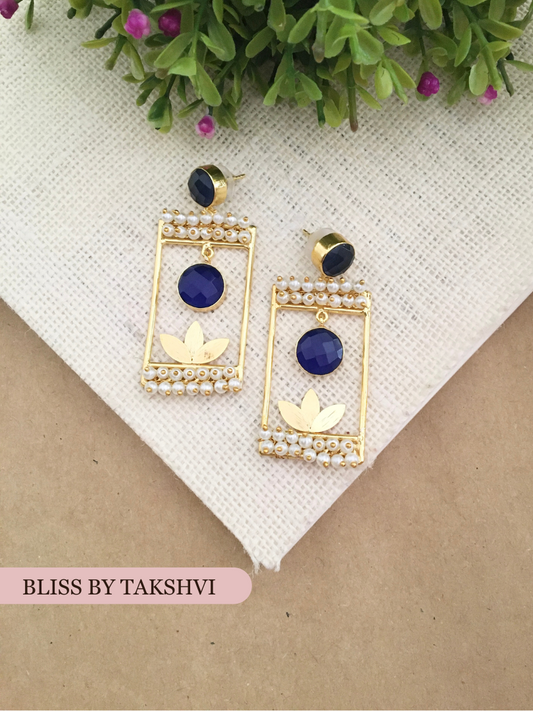 Prajakta Dual Glossy Stone Earring