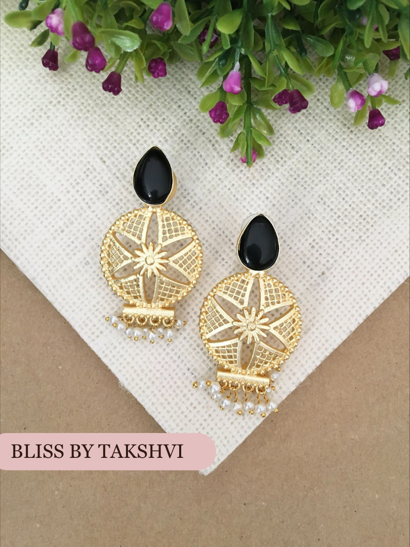 Warda Golden Flower Earring