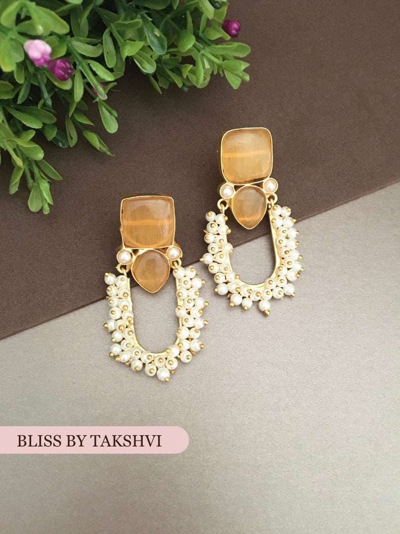 Clarissa Golden Textured Drop Earring