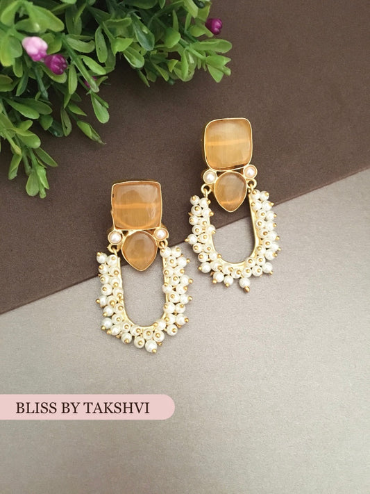 Clarissa Golden Textured Drop Earring