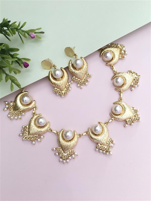 Rehana Golden Pearl Choker Set