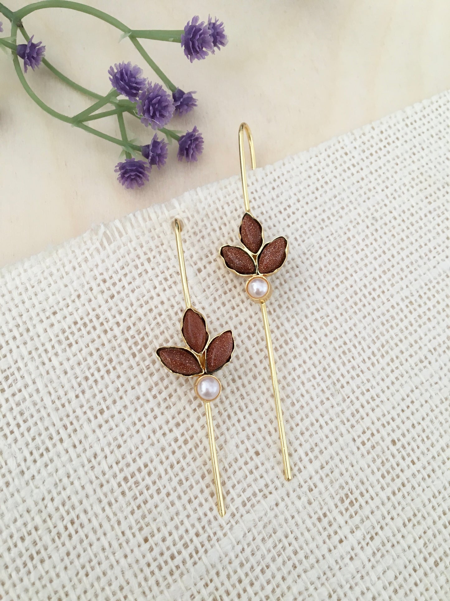Leaf Trio Stone Earring