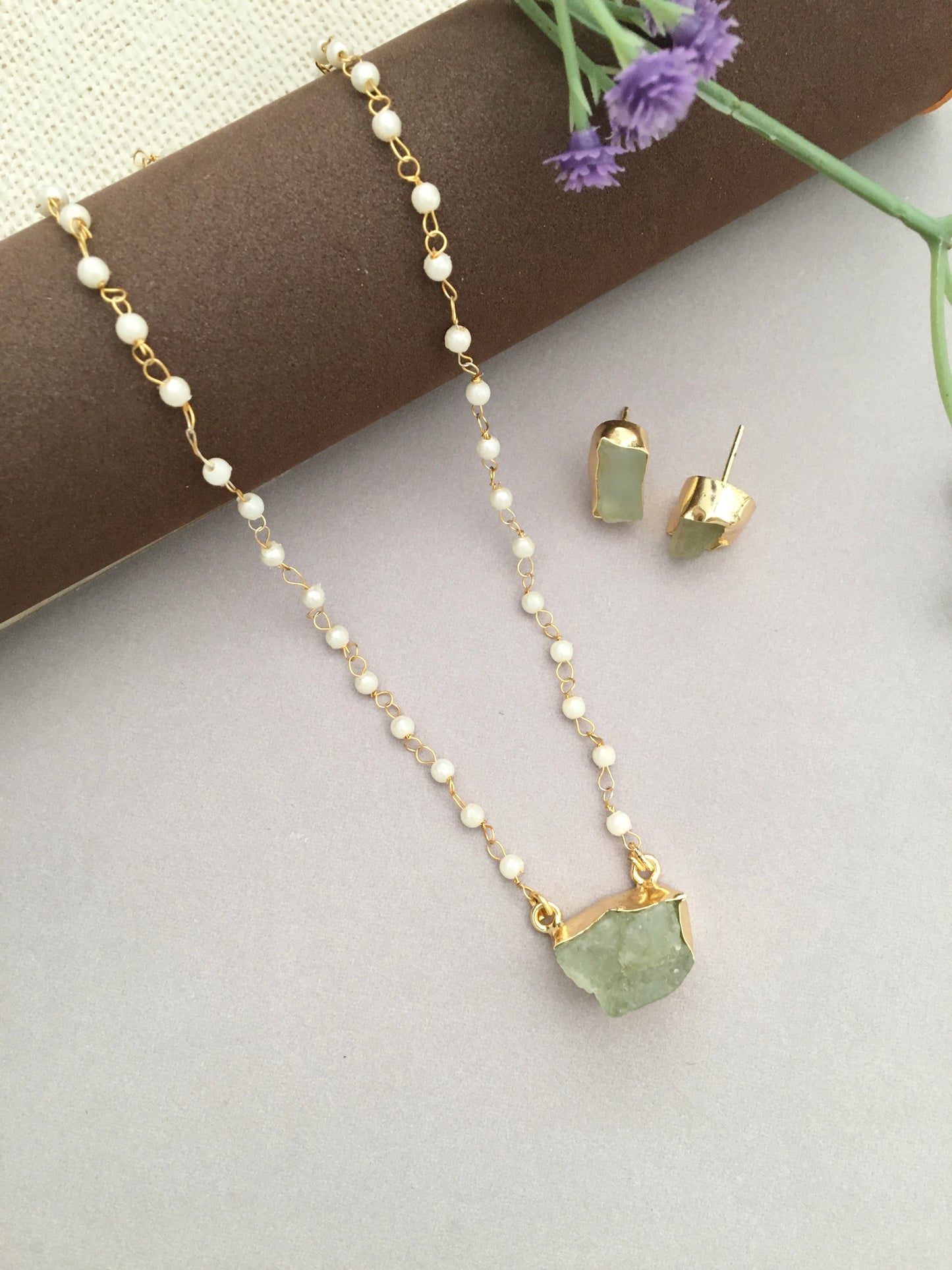 Raw Green  Pearl  Set