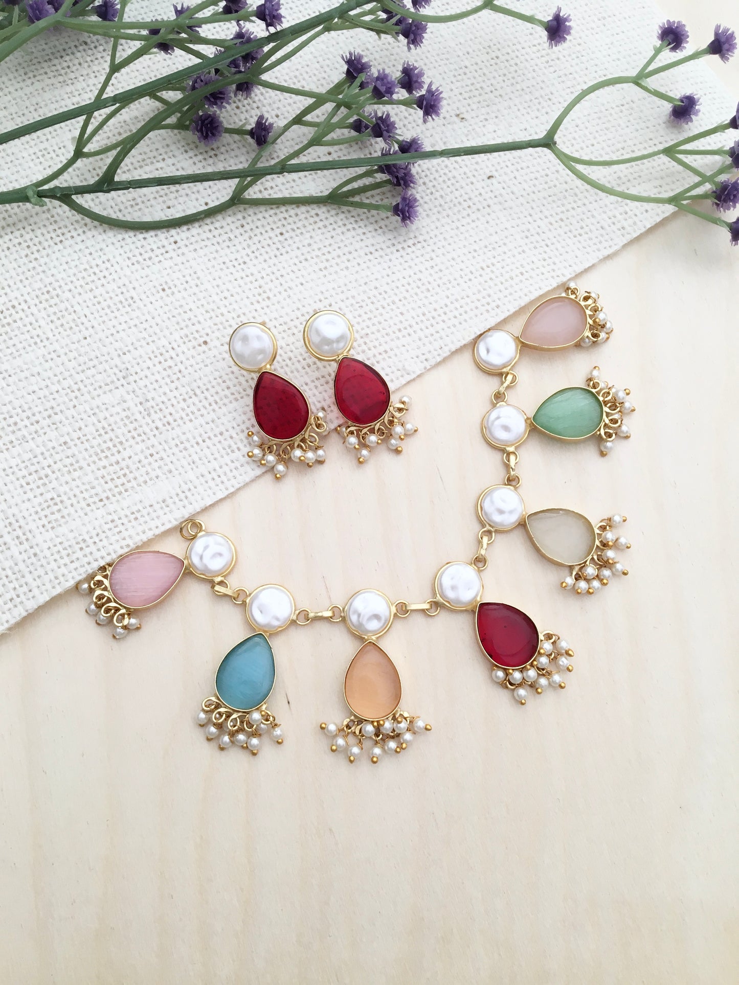 Pastel Pearl Teardrop Jewellery Set