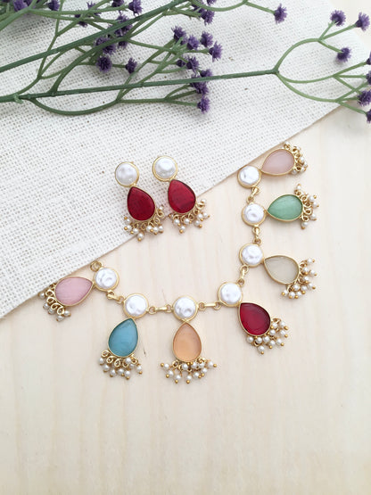 Pastel Pearl Teardrop Jewellery Set
