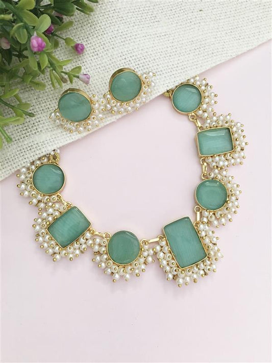 Devika Cluster Pearl Choker Necklace