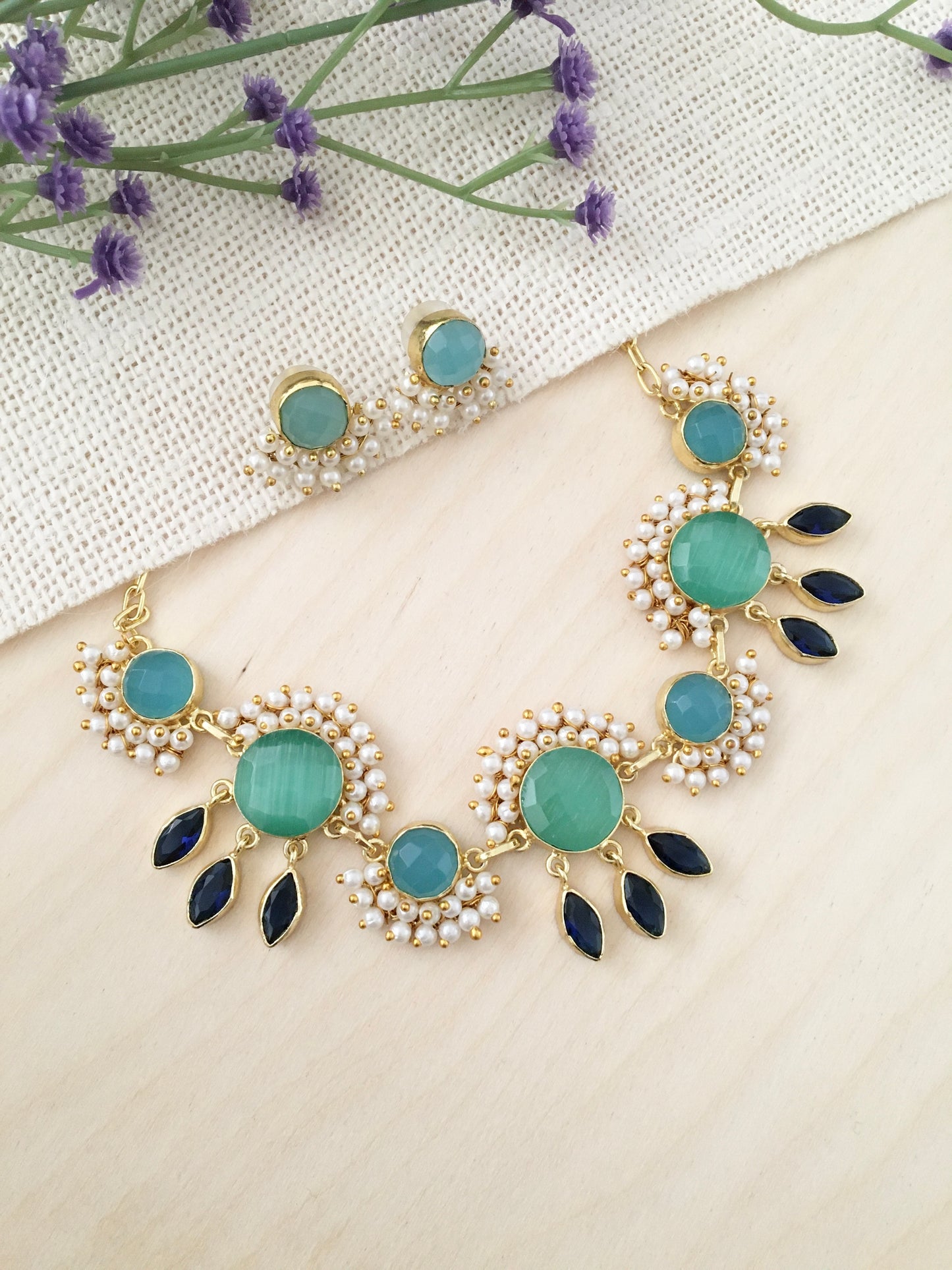 Modern Halo-Design Jewellery Set