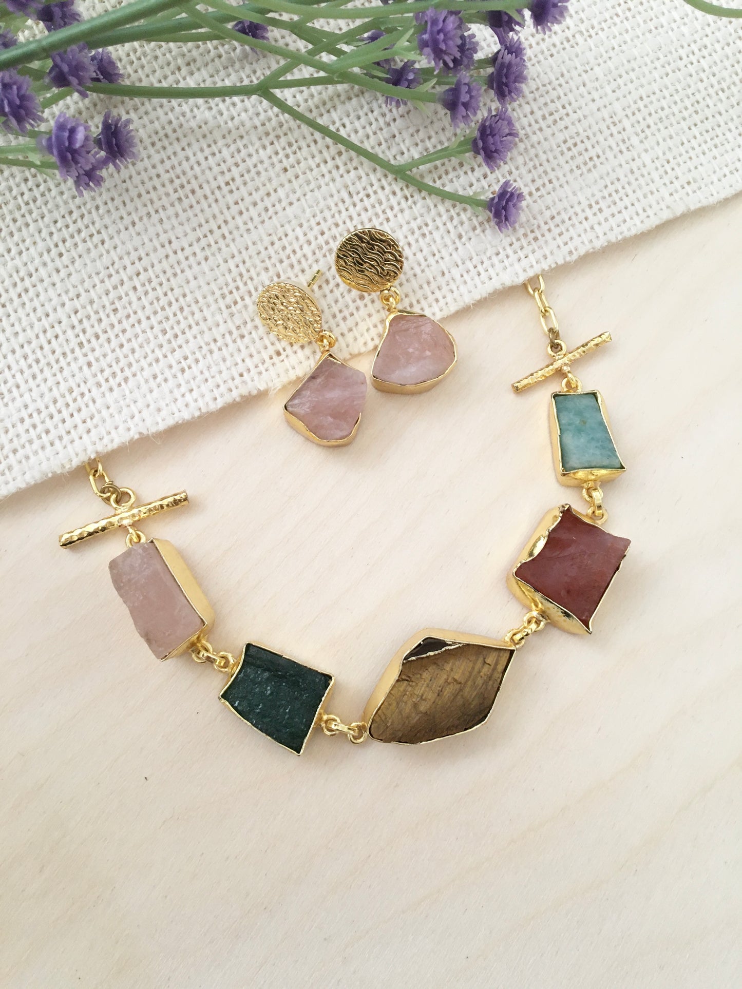 Samiksha Multicoloured 5 Stone Choker Set