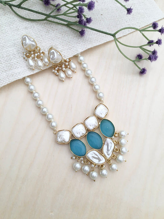 Emerald Pearl Drop Necklace Set