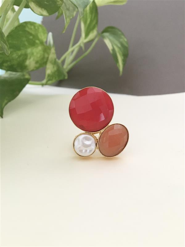 Pearl With Cut Stone Finger Ring