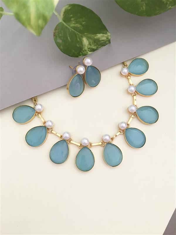 Monalisa Stone Pearl Choker Necklace