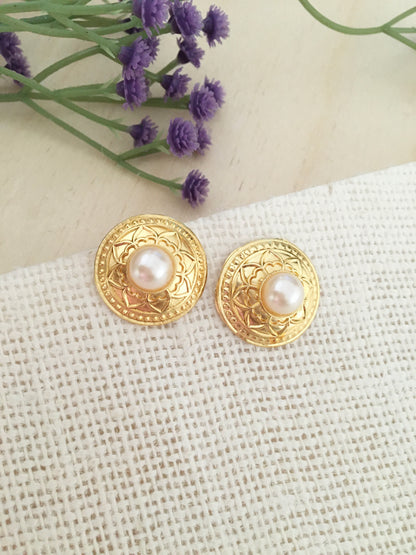 Vintage Pearl Studs