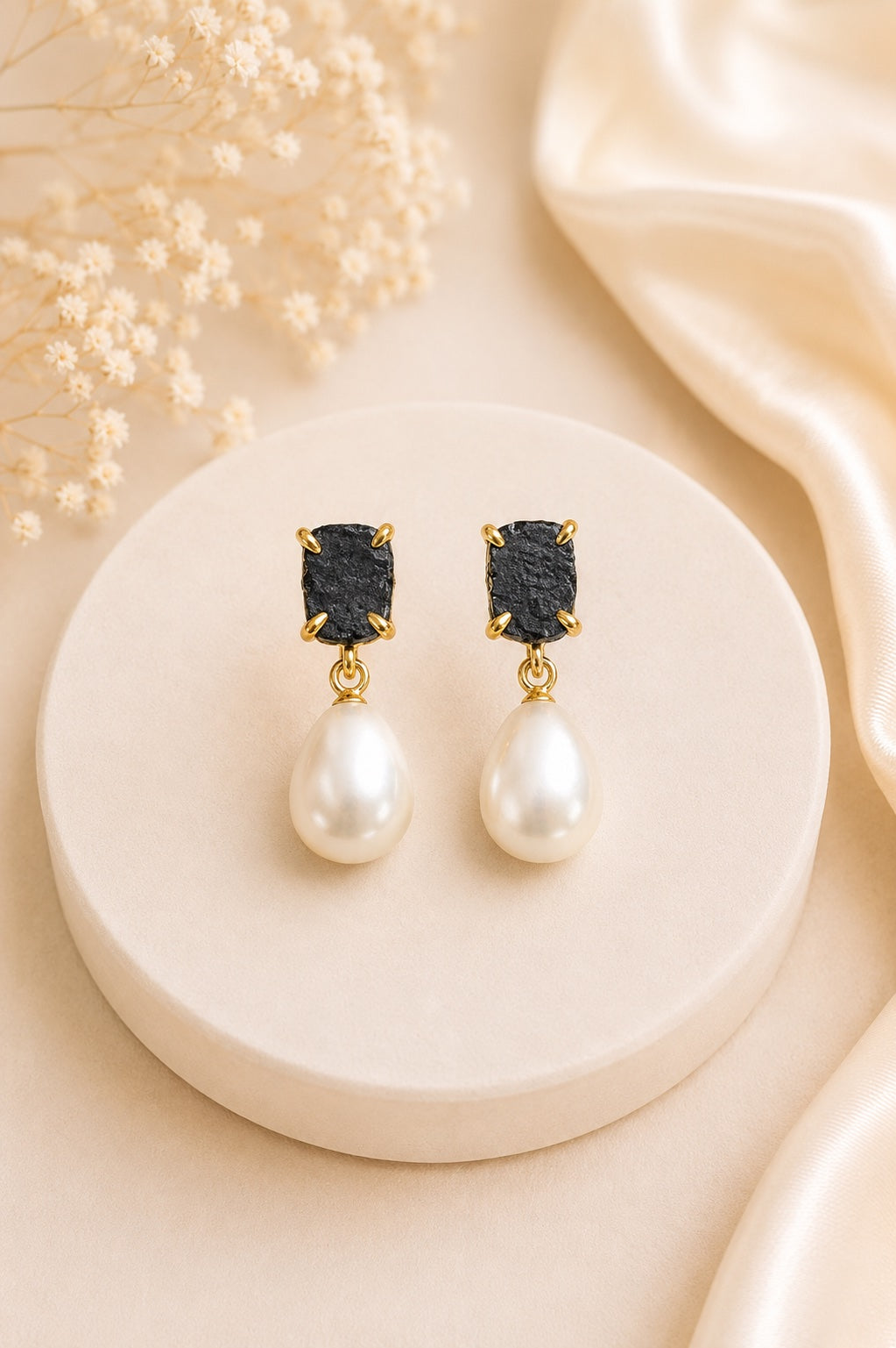 Viora Drop Earrings