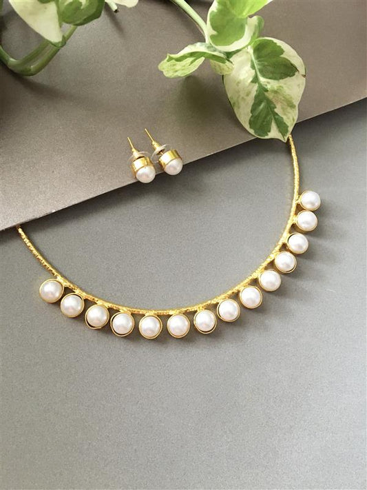 Pearl Choker Necklace