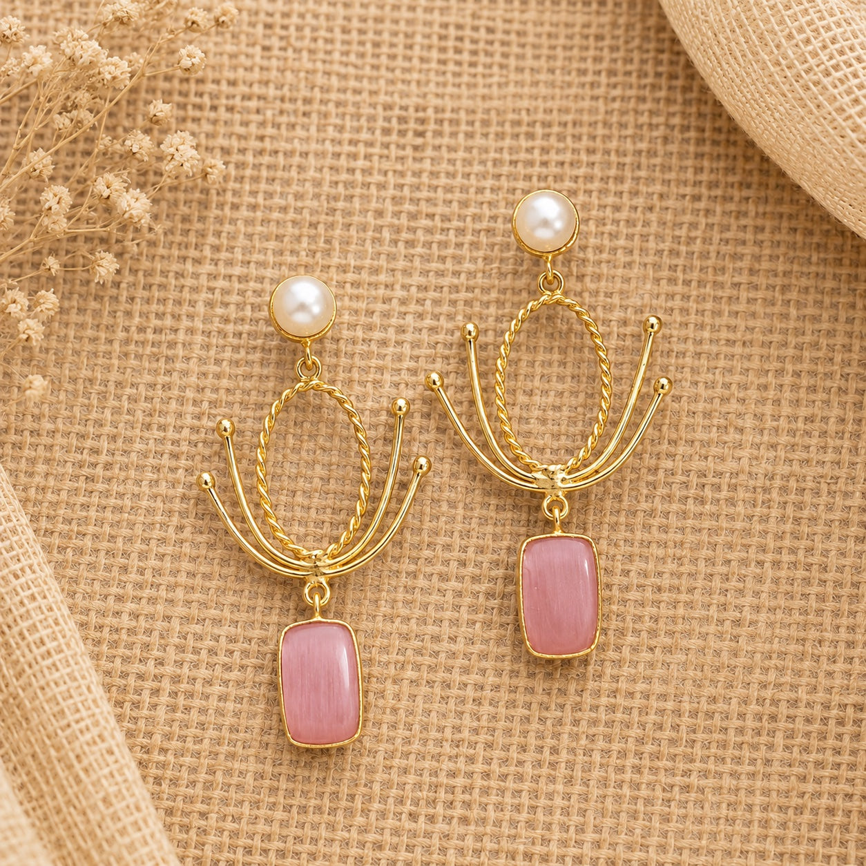Kusha Arch Earrings