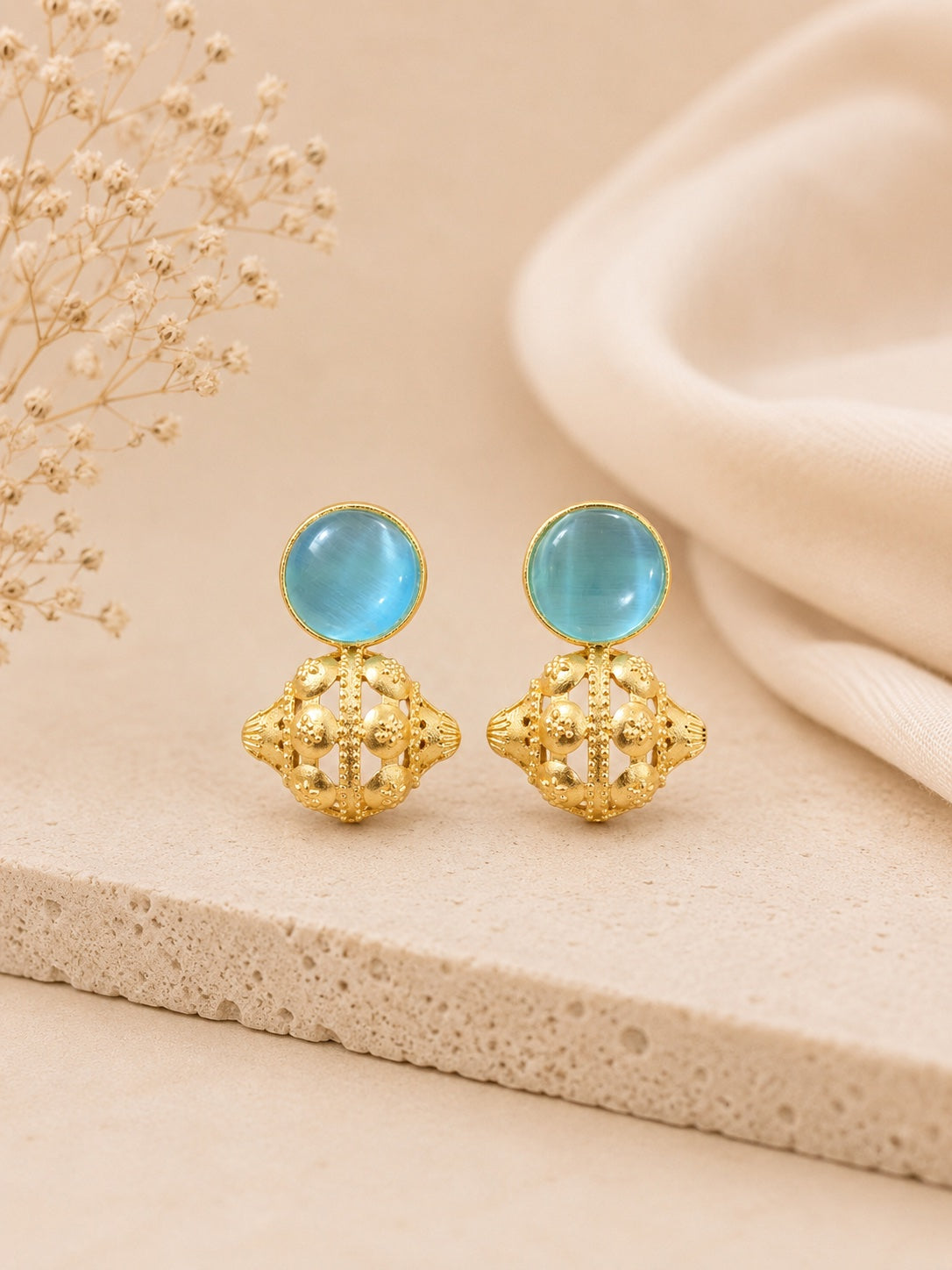 Evoria Stud Earrings