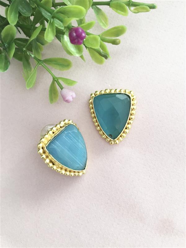 Golden Glossy Stud Earring